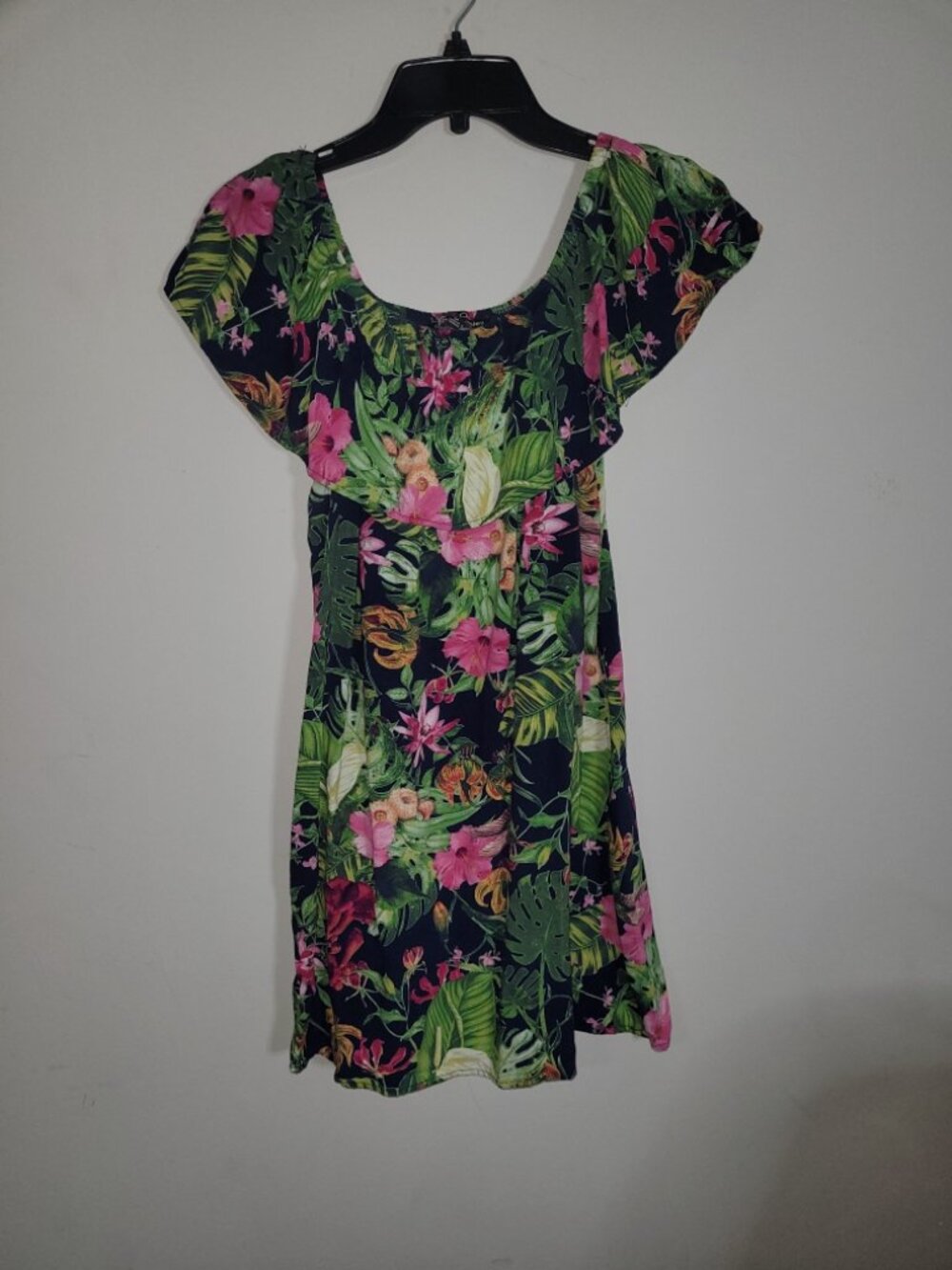 Love Chesley Medium Floral Dress - Picture 5 of 5